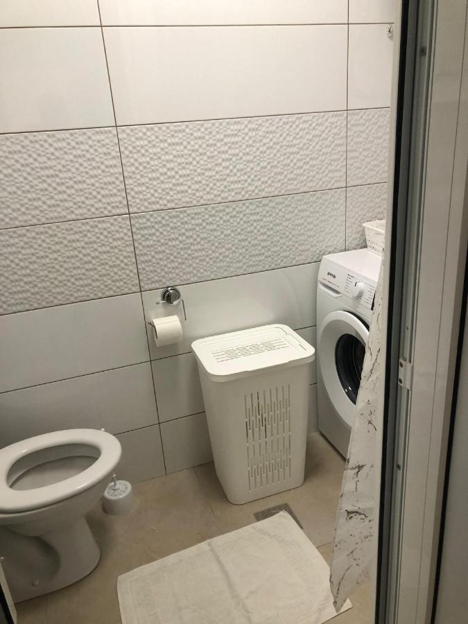 Apartman Lana Appartamento Zara Esterno foto